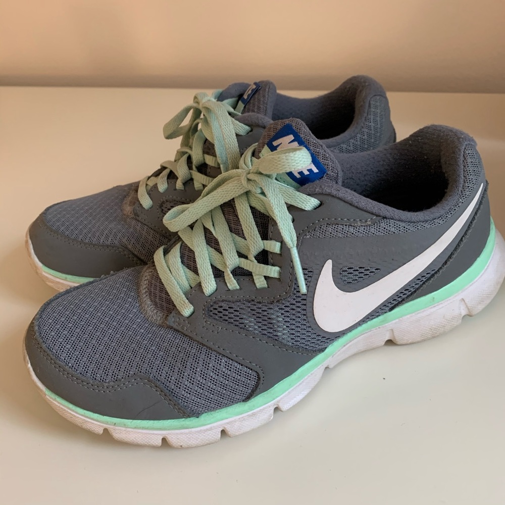 Nike women’s shoes